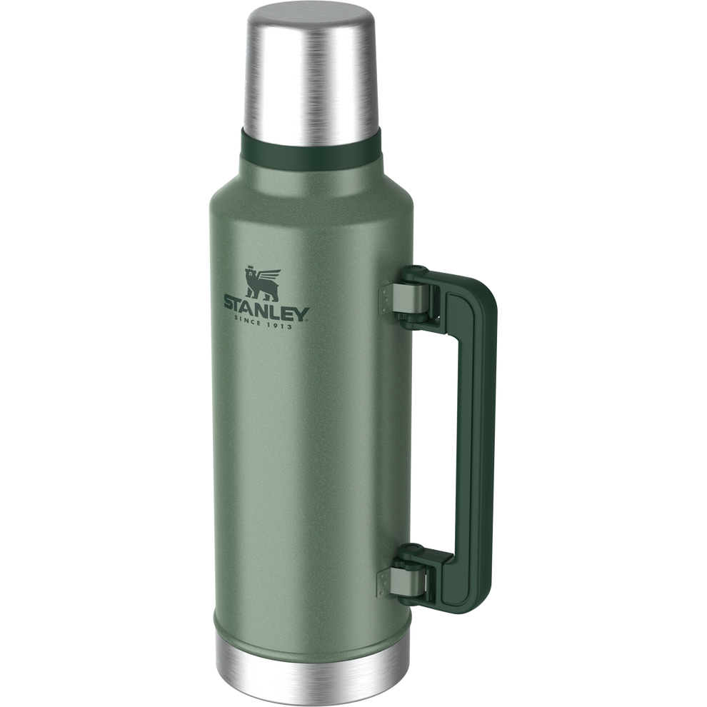 Stanley 1913 Classic Legendary Bottle in Hammertone Green