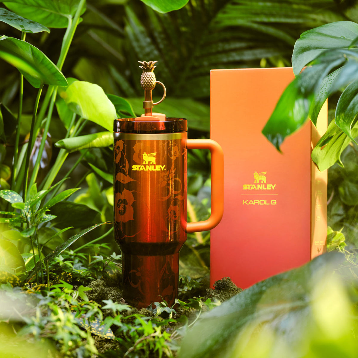 Stanley 1913 x Karol G Quencher® H2.0 FlowState™ Tumbler