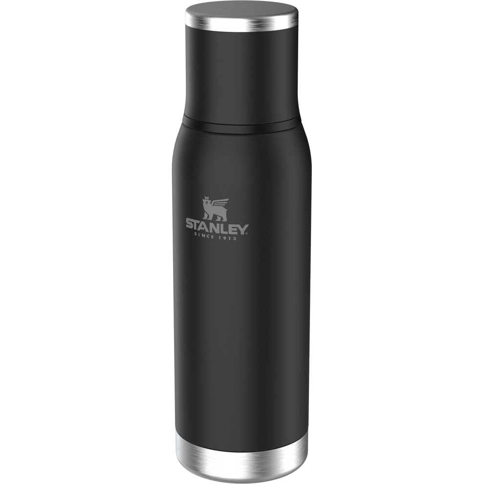Stanley 1913 Adventure To-Go Bottle 0.75L in Black