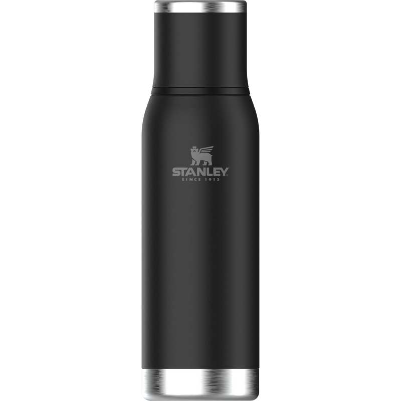 Stanley 1913 Adventure To-Go Bottle 0.75L in Black