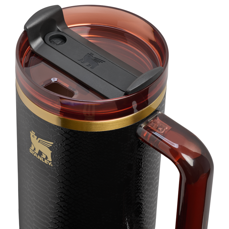 Stanley 1913 Quencher® Luxe H2.0 FlowState™ Tumbler 1.18L in Black Snakeskin | Lid Detailed View