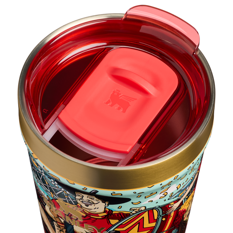 Stanley 1913 Fútbol Artist Collection Tumbler 0.47L in Spain | Lid Detailed View