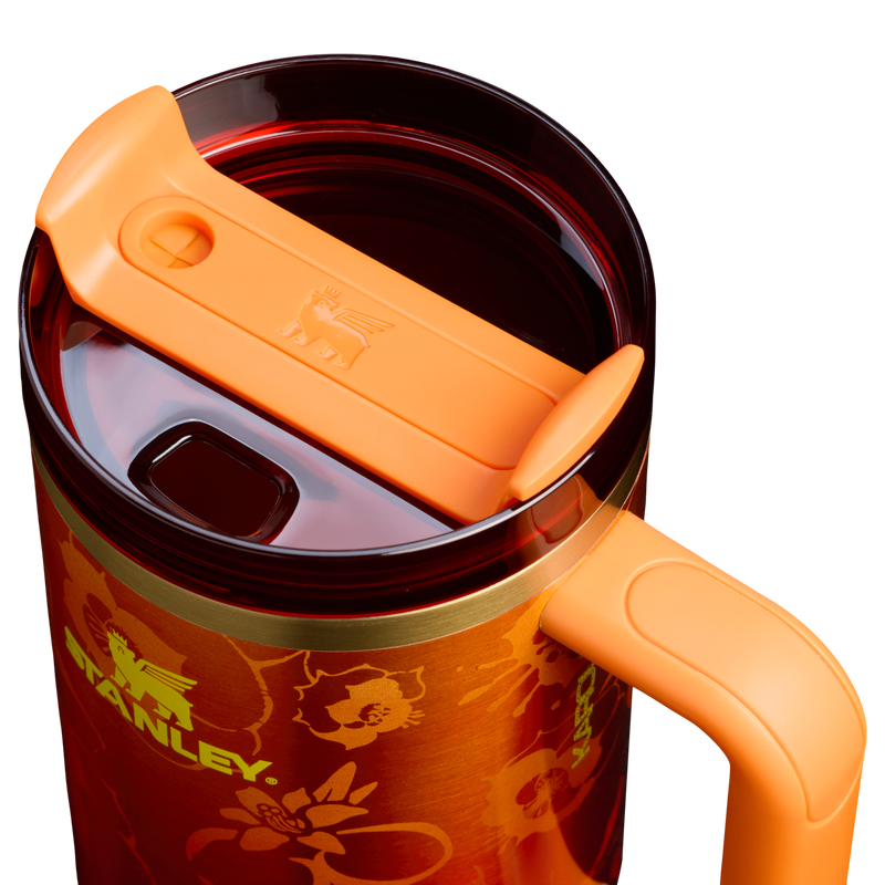 Stanley 1913 Stanley 1913 x Karol G Quencher® H2.0 FlowState™ Tumbler 1.18L in Karol G Flor | Lid Detailed View