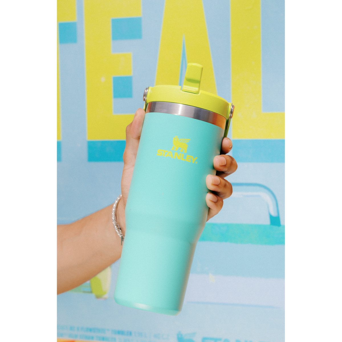 Iceflow™ Flip Straw Tumbler | 0.89L