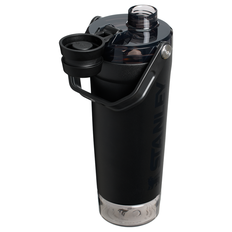 Stanley 1913 Vitalize™ Shaker in Black 2.0