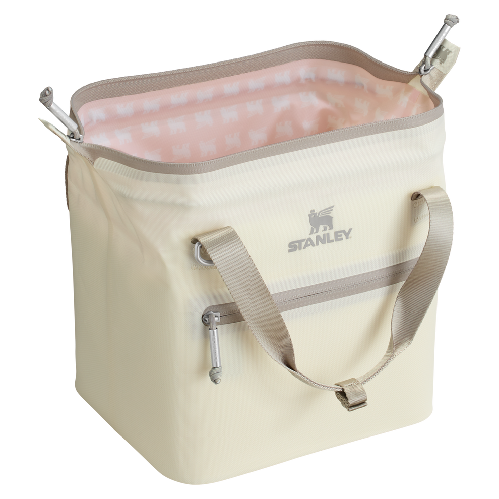 Stanley 1913 All-Day Julienne Mini Cooler 7L in Cream