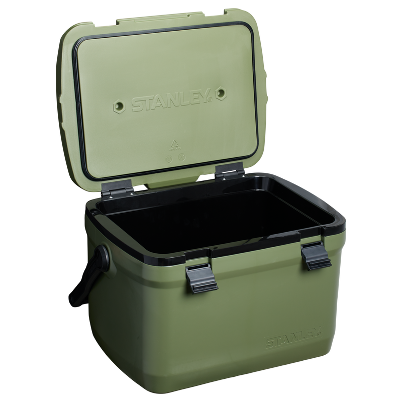 Stanley 1913 Easy-Carry Outdoor Cooler 15.1L in Dried Pine | Open View