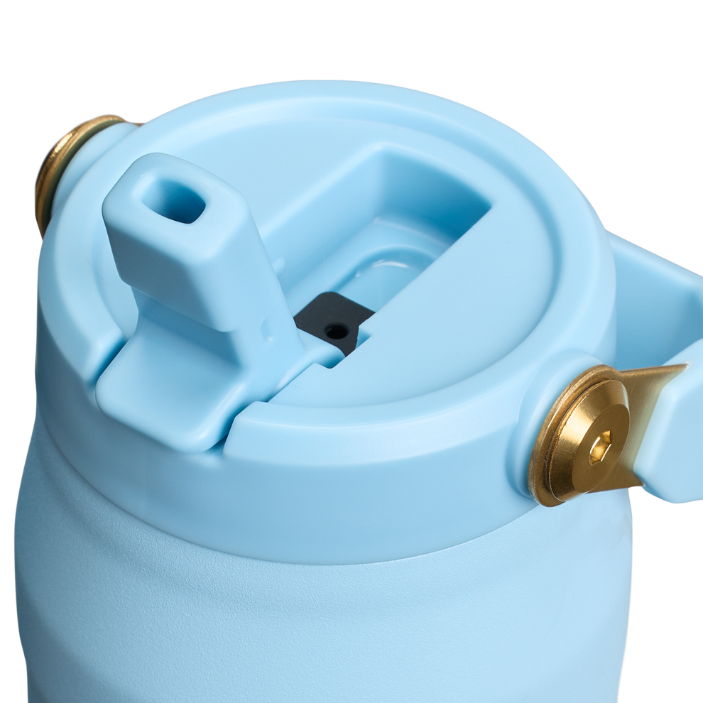 Stanley 1913 Messi x Stanley 1913 IceFlow™ Bottle Flip Straw 2.0 0.71L in Messi Striker Blue