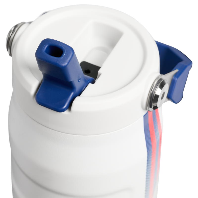 Stanley 1913 IceFlow™ Bottle Flip Straw 2.0 0.71L in Team White Dark Blue | Lid Detailed View