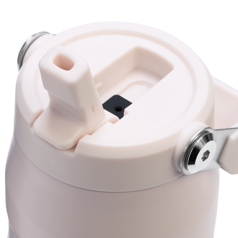 Stanley 1913 IceFlow™ Bottle Flip Straw 2.0 0.71L in Rose Quartz | Lid Detailed View