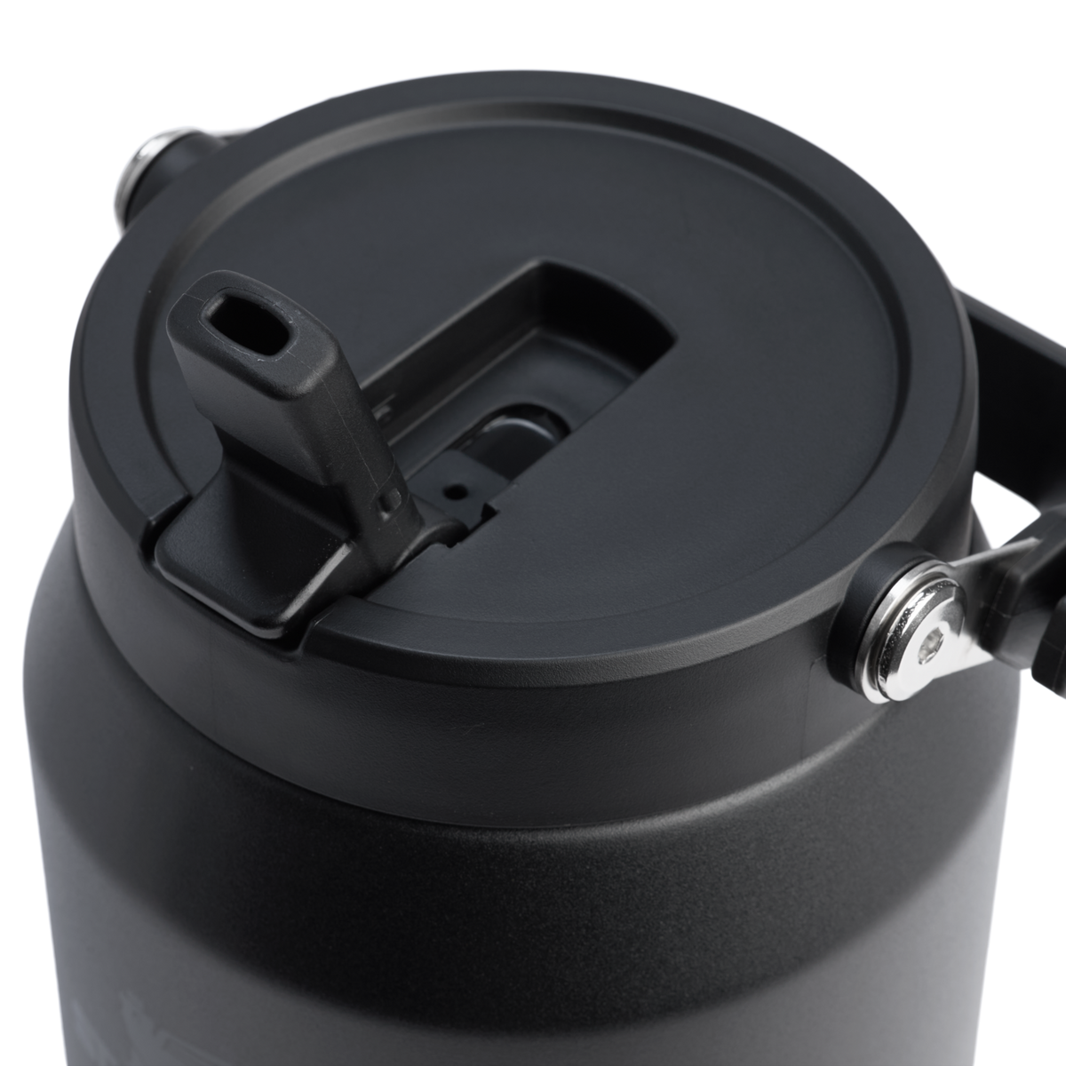 Stanley 1913 The IceFlow™ Flip Straw 2.0 Jug in Black 2.0