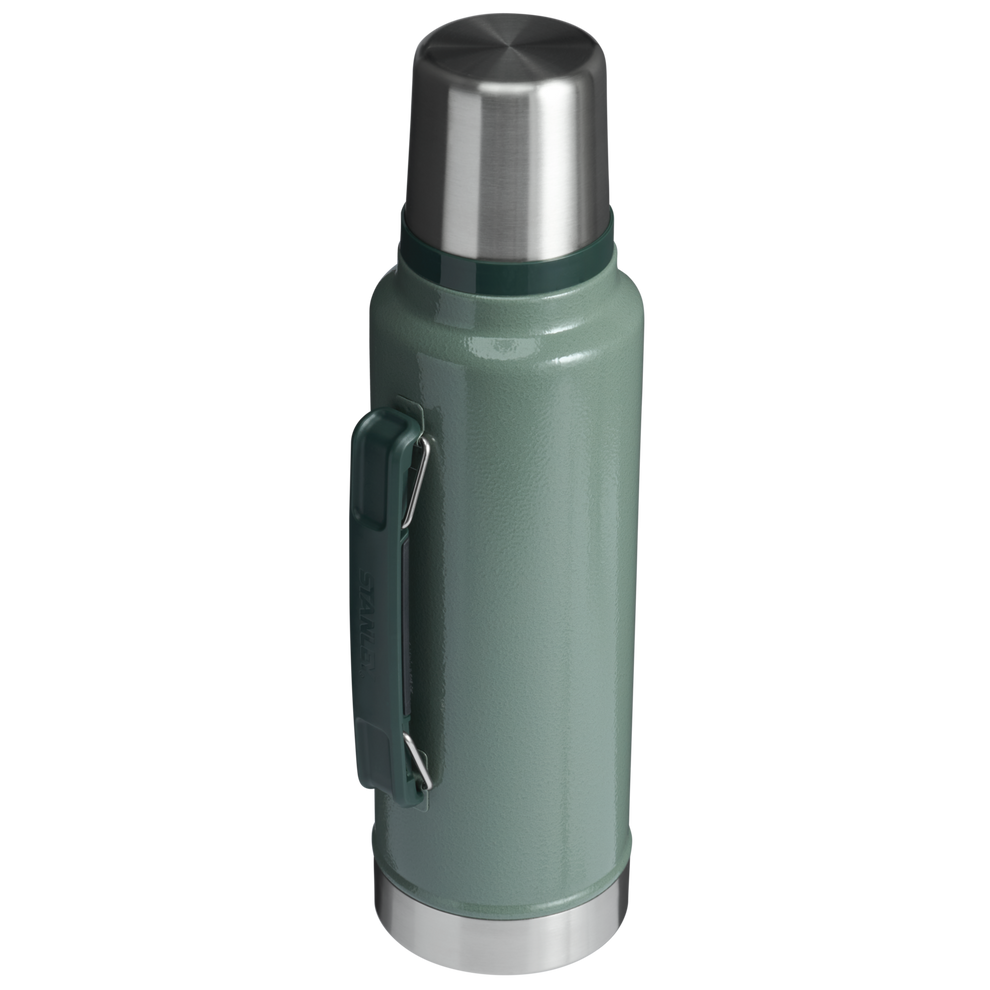 Stanley 1913 Classic Legendary Bottle in Hammertone Green