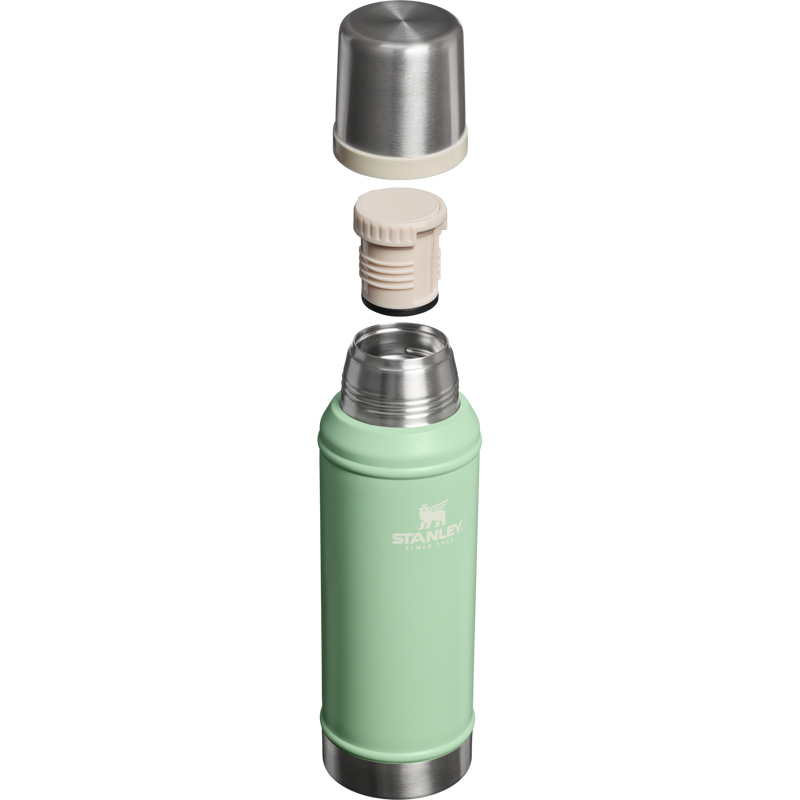 Stanley 1913 Classic Legendary Bottle 0.94L in Pistachio | Cross Section View