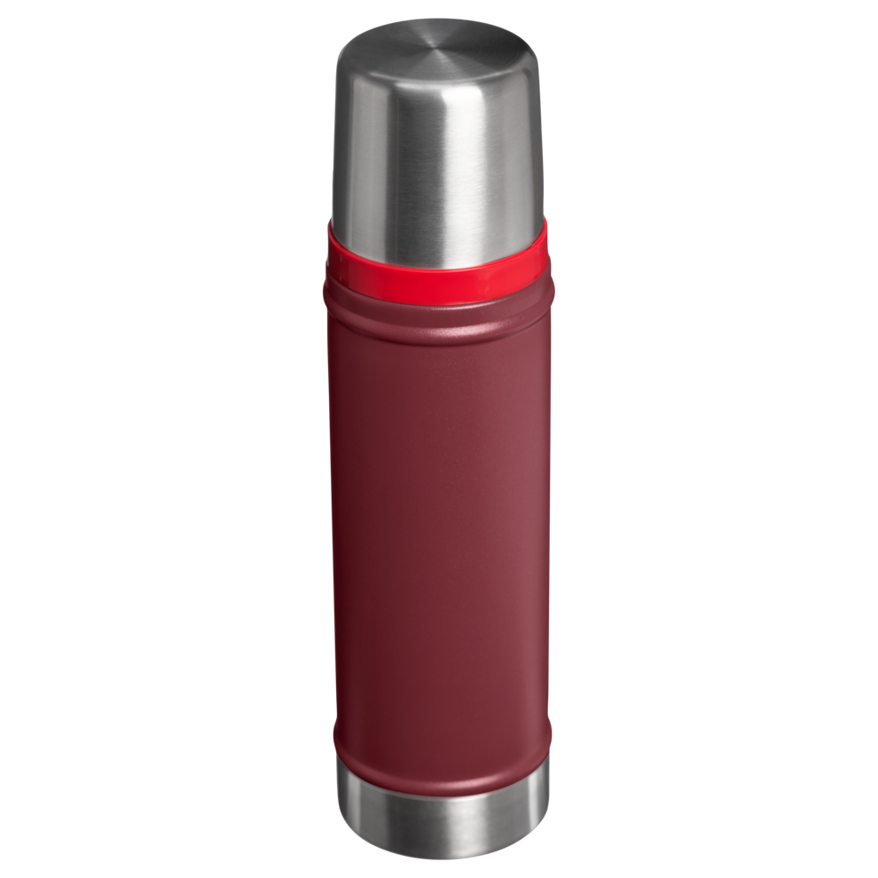 Stanley 1913 Classic Legendary Bottle in Cranberry
