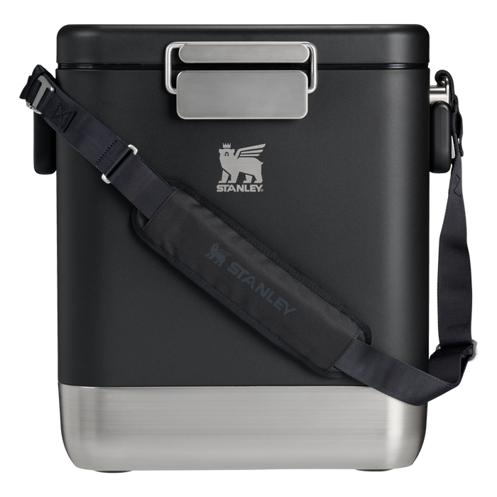 Stanley 1913 Lifted Spirits™ Steel Cooler 24.6L in Black