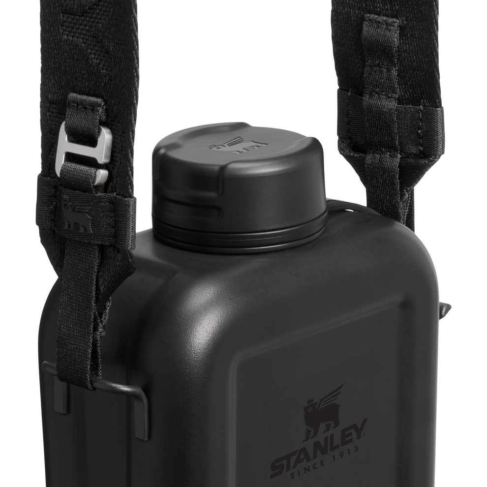 Stanley 1913 The Next X Nature Canteen in Black 2.0