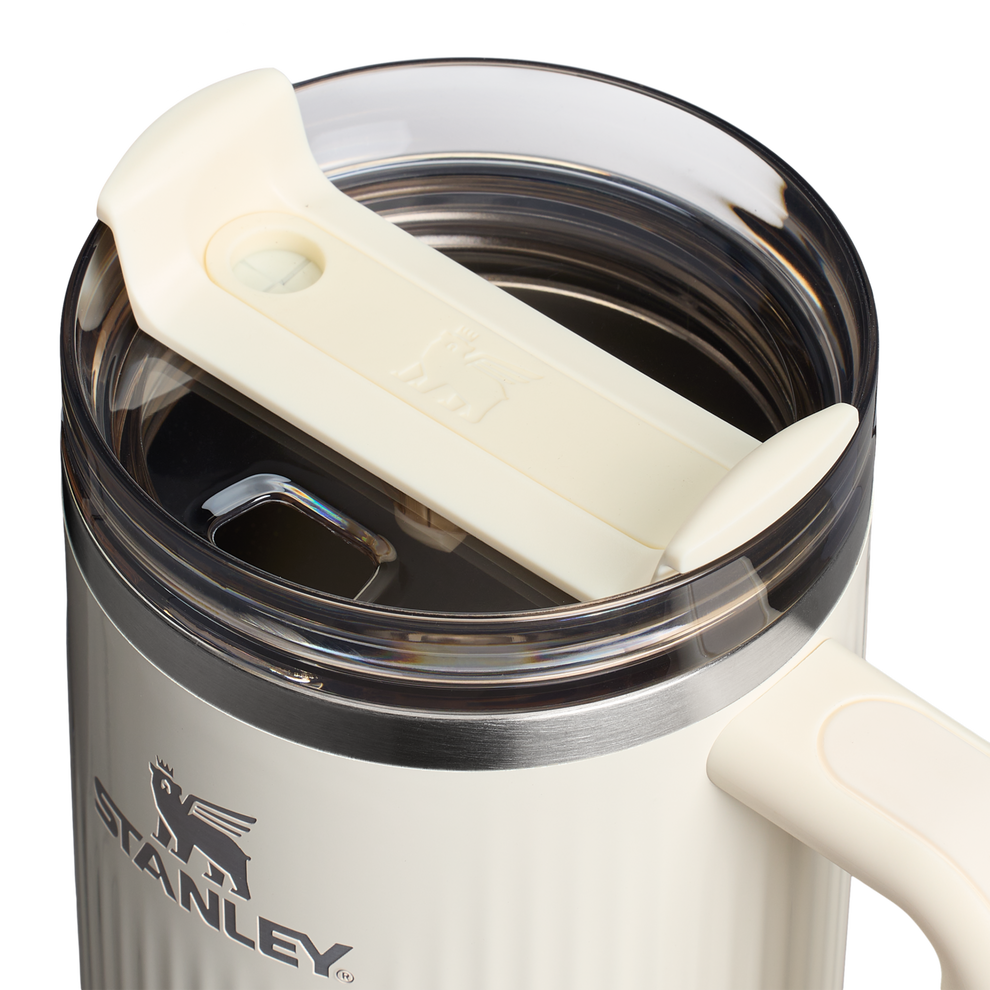 Stanley 1913 Quencher® H2.0 Fluted Tumbler in Cream Gloss