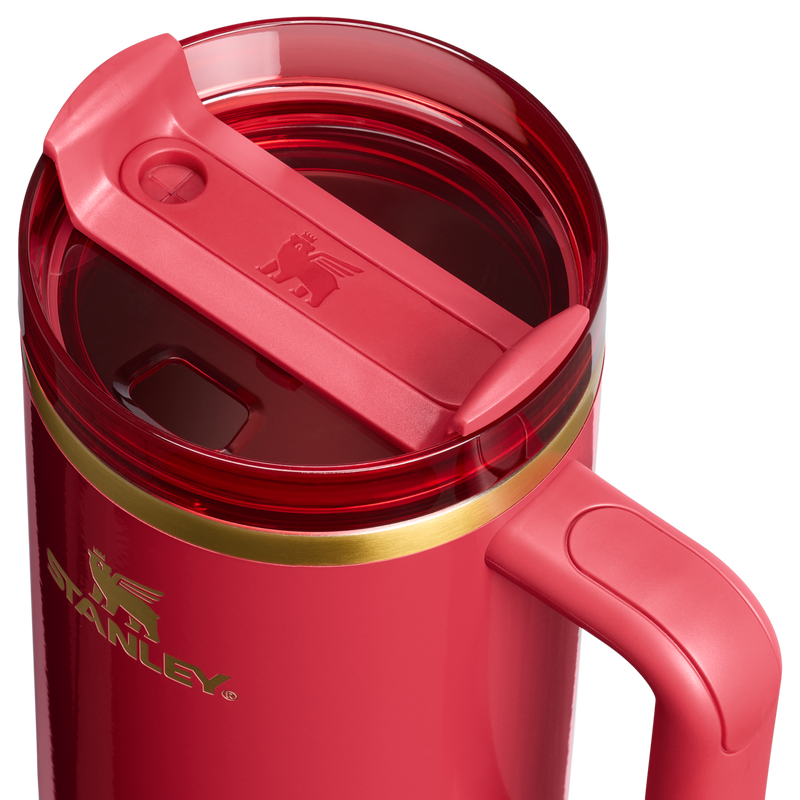 Stanley 1913 Quencher® H2.0 FlowState™ Tumbler 1.18L in Holly Berry Gloss | Lid Detailed View