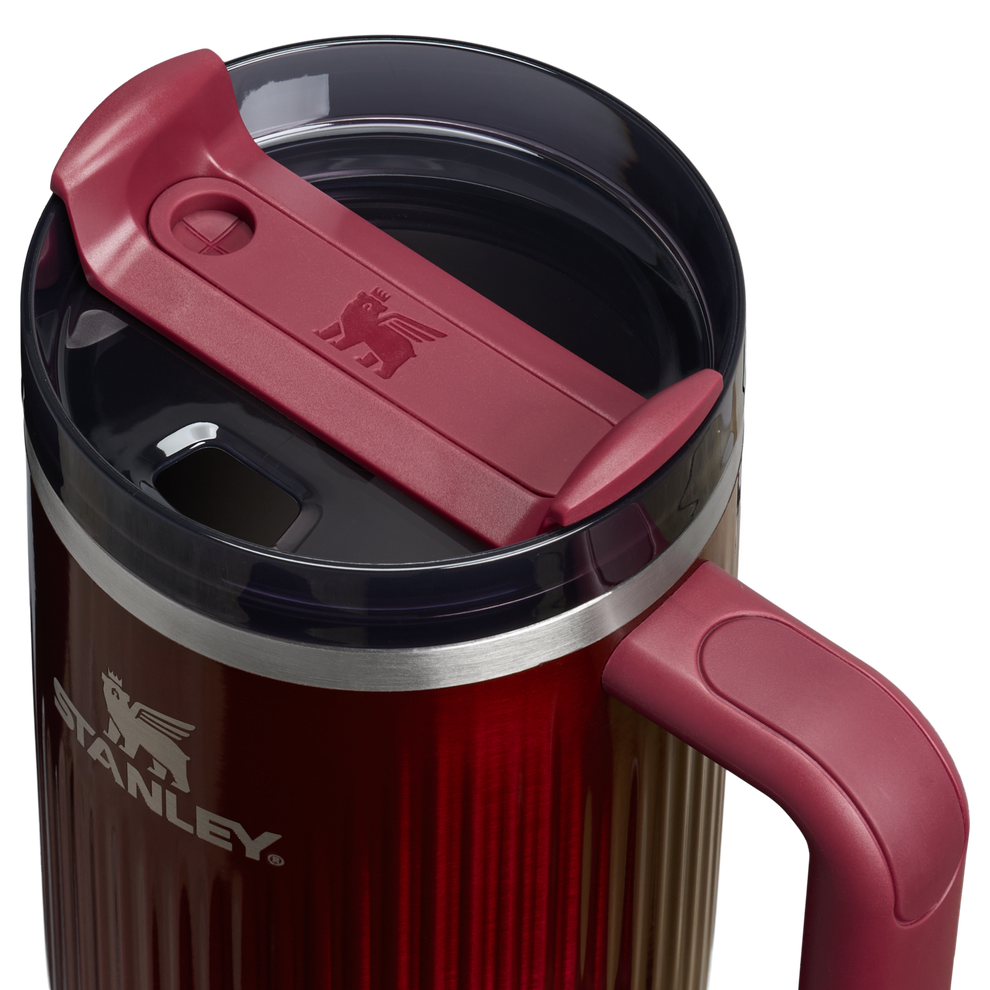 Stanley 1913 Quencher® H2.0 Fluted Tumbler 1.18L in Garnet Shine