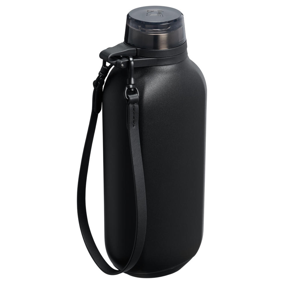 Stanley 1913 Clutch Bottle 0.47L in Black