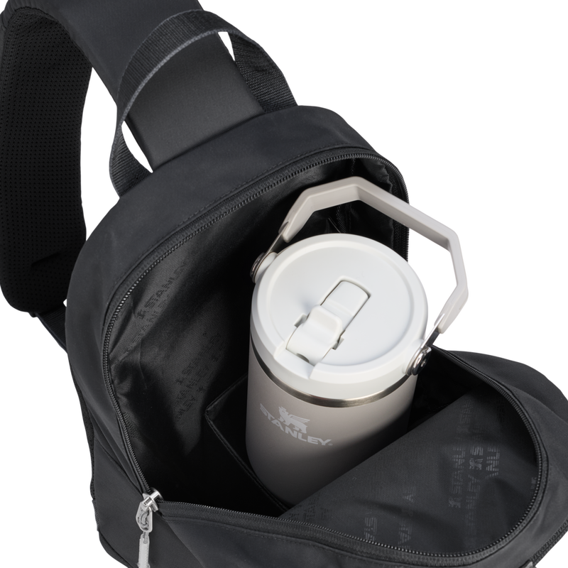 Stanley 1913 Vitalize™ Macro Method Crossbody 9.5L in Black | Detailed View