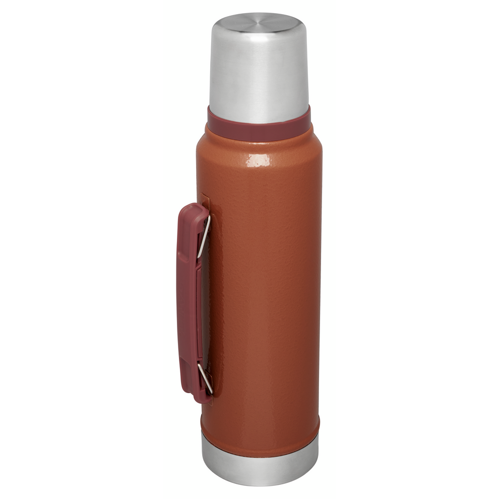 Stanley 1913 Classic Legendary Bottle in Hammertone Clay