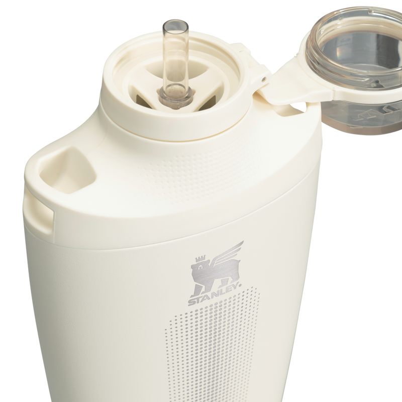 Stanley 1913 Cross Bottle 0.68L in Cream | Detailed View